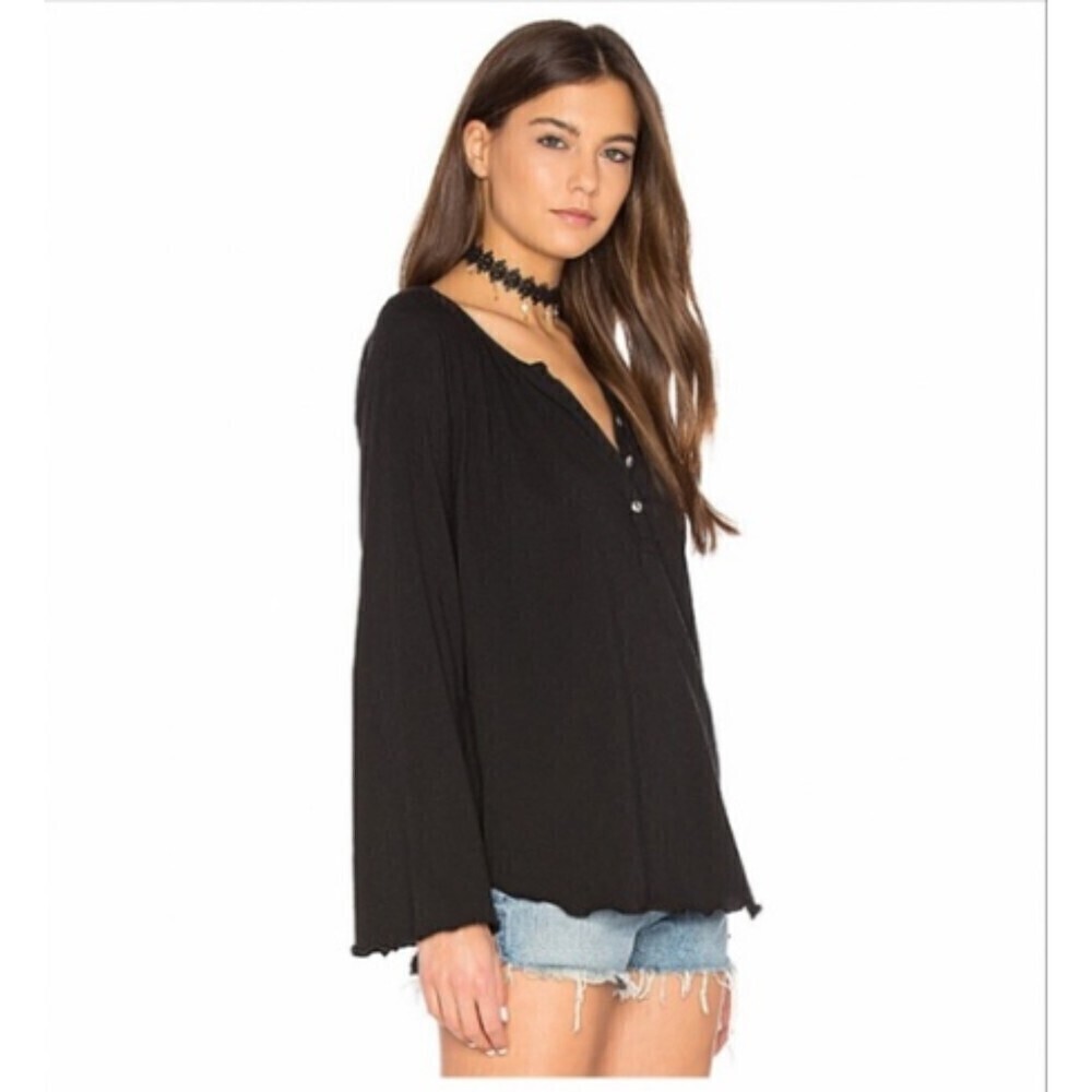 NWT CHASER Black Henley Long Bell Sleeve Pocket Front Blouse Top Size Medium